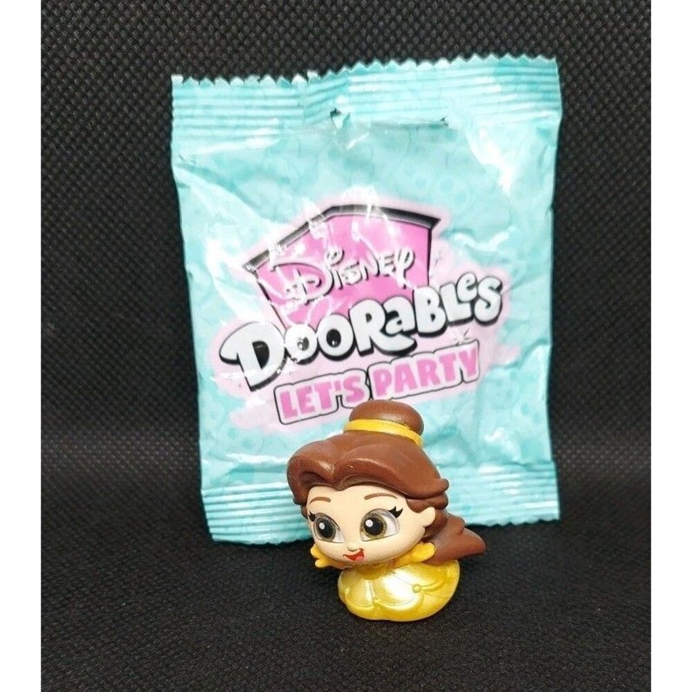 Disney Doorables Series 14 Belle Let's Party  Special Edition Gala Party Twirls